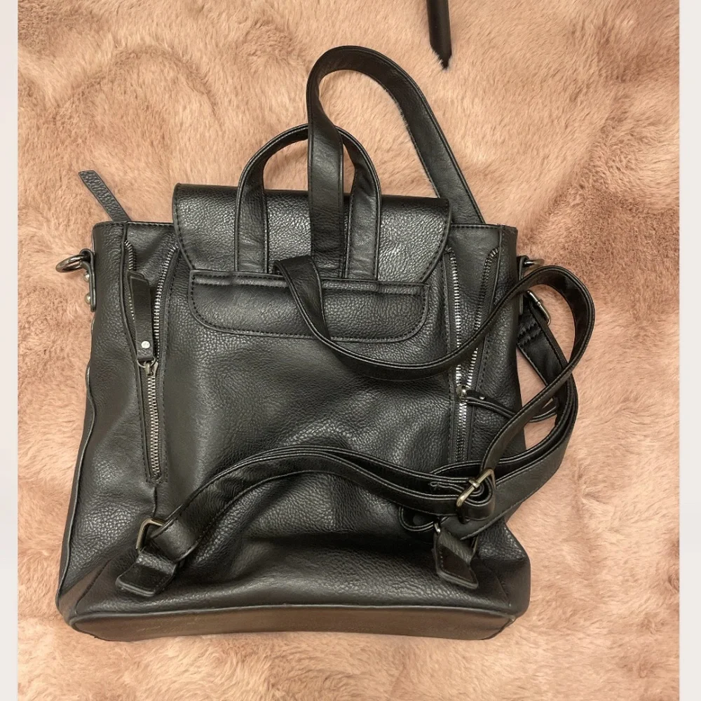Darcy Marks great used